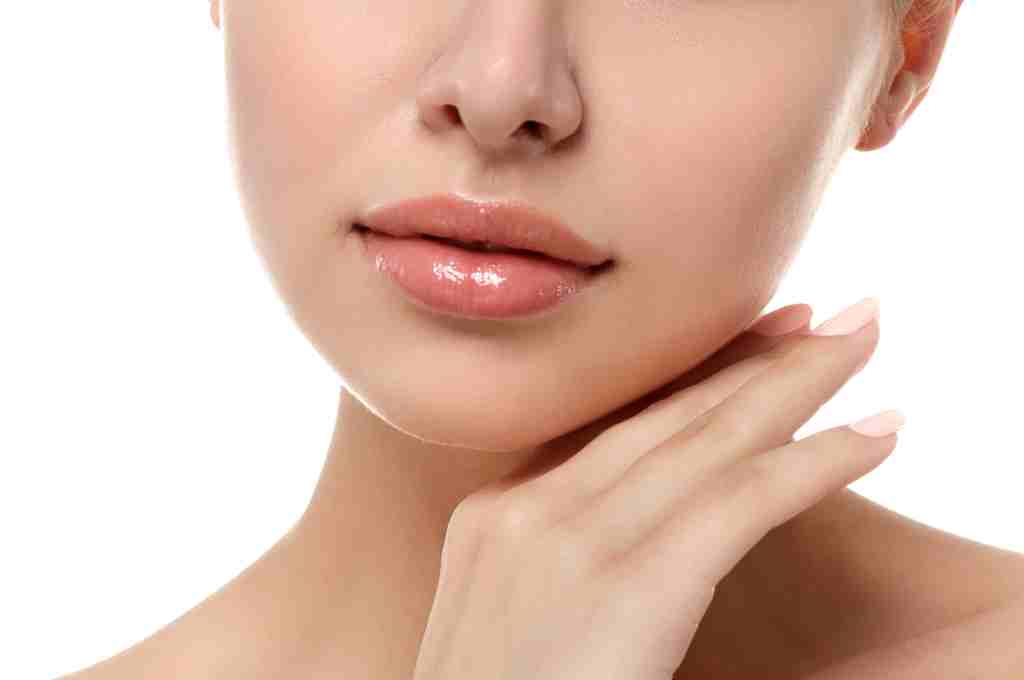 Panduan Lengkap Cara Memakai Lip Serum dengan Benar untuk Pemula