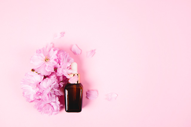 Skincare Terbaik dengan Wangi Parfum Bunga Sakura, Ada Apa Saja?