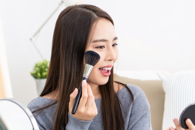 Simak Beberapa Urutan Memakai Make Up yang Benar Agar Maksimal