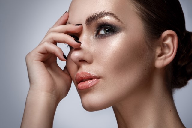 Urutan Make Up yang Benar untuk Kulit Kering Agar Wajah Glowing!