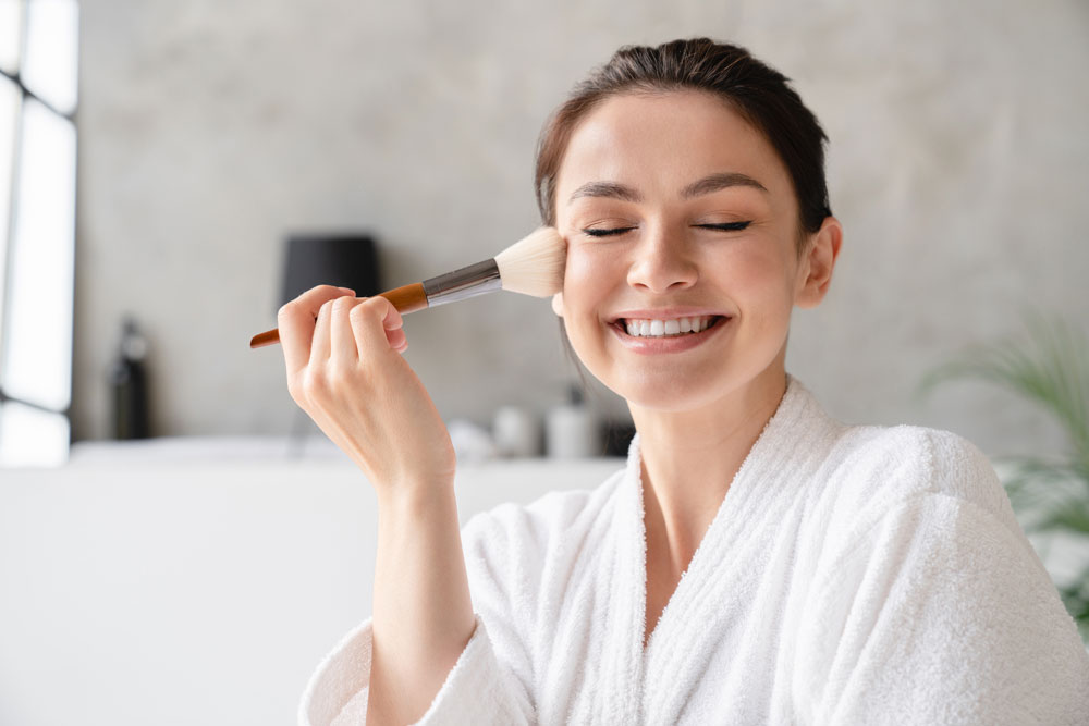 10 Merk Bedak yang Tidak Luntur Saat Berkeringat, Dijamin Makeup Jadi Tahan Lama