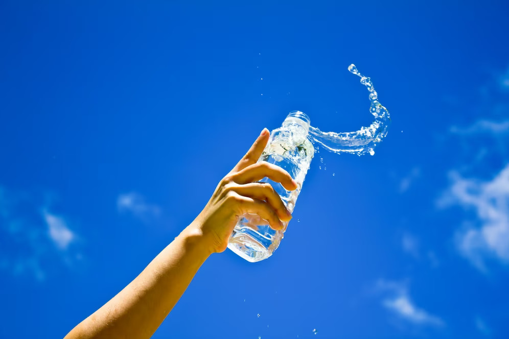 Stay Focus! Tips Menjaga Hidrasi dan Memaksimalkan Minum Air Putih Selama Bulan Puasa