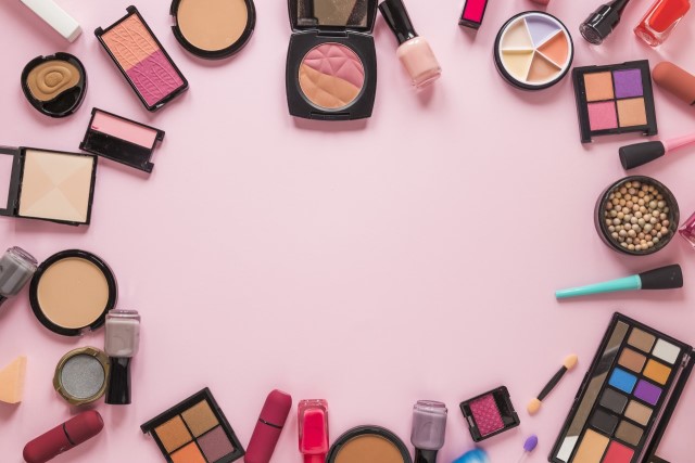 Rekomendasi Makeup untuk Wisuda yang Affordable, Cocok Buat Kamu yang Ingin Makeup Sendiri