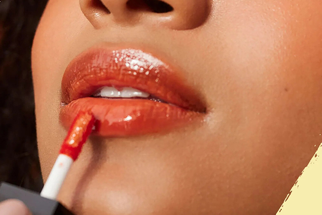 Pilihan Menarik Lipstik Wardah untuk Kulit Sawo Matang, Cobain