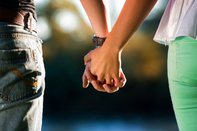Tips Membangun Hubungan yang Harmonis dengan Pasangan