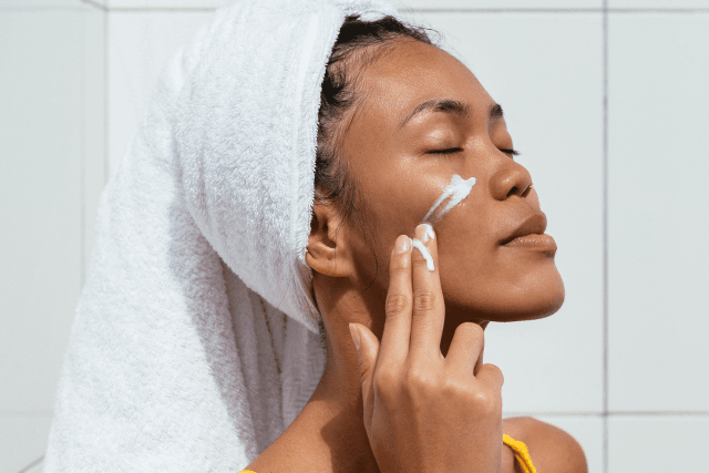 Tips untuk Reapply Sunscreen Tanpa Harus Menghapus Makeupmu