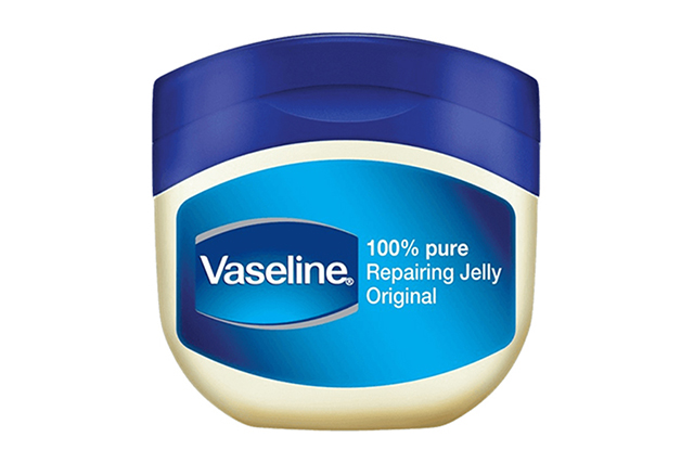Cara Menggunakan Vaseline Repairing Jelly untuk Wajah agar Sehat dan Cerah