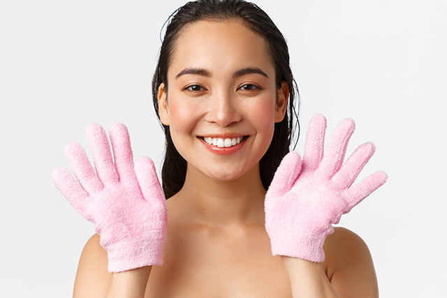 Membersihkan Kulit dengan Optimal Menggunakan Bath Gloves yang Bagus