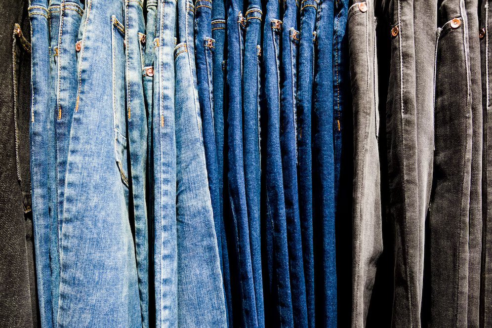 Jenis-jenis Jeans Wanita yang Bisa Disesuaikan dengan Bentuk Tubuh