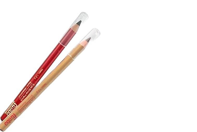 Pensil Alis Fanbo Gold vs Merah, Mana yang Lebih Bagus?