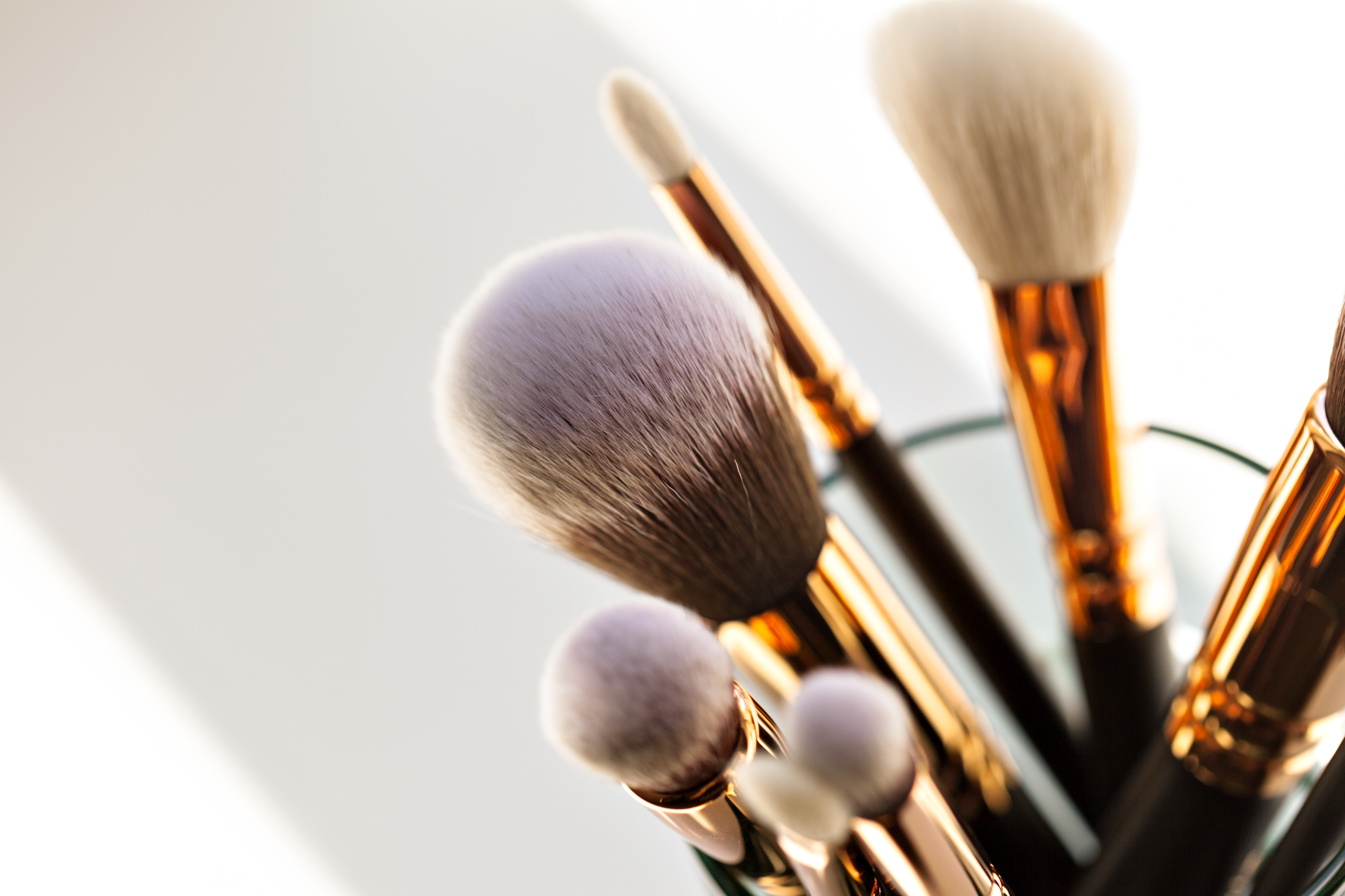 Seberapa Pentingkah Memakai Brush Tools untuk Make Up? Ketahui Ini!