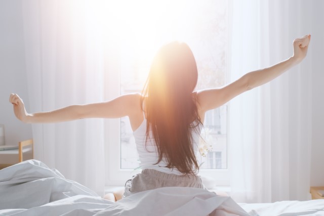 Cara Tidur Nyenyak dan Bangun Pagi yang Tepat Agar Terus Produktif!