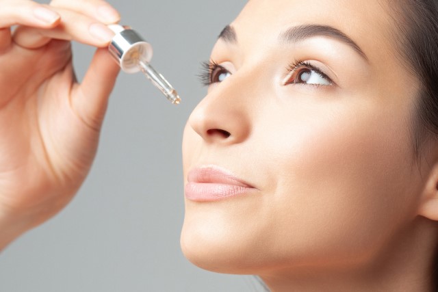 6 Kandungan Skincare untuk Mencerahkan Wajah yang Kamu Harus Tahu