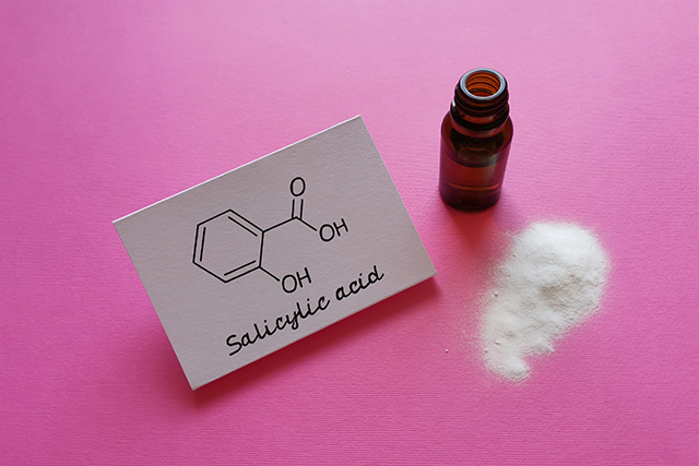 Salicylic Acid Tidak Boleh Dicampur dengan Bahan Aktif Apa? Temukan Jawabannya Berikut Ini!