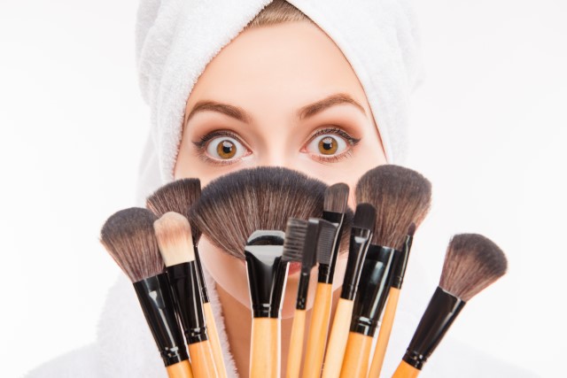 Seberapa Pentingkah Memakai Brush Tool untuk Make Up?