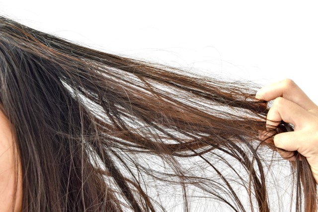 4+ Hair Care untuk Rambut Kering dan Mengembang agar Lebih Mudah Diatur